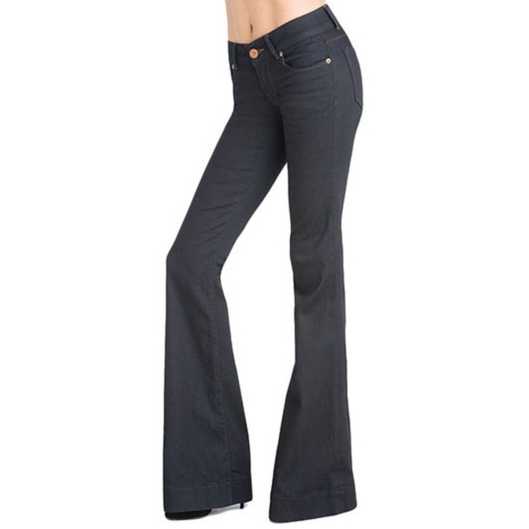 J Brand Denim - J Brand Love Story Flare Jeans in Moscow Wash